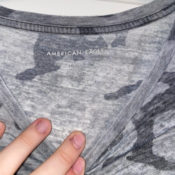 AE Cropped Tee - Picture 2 of 3